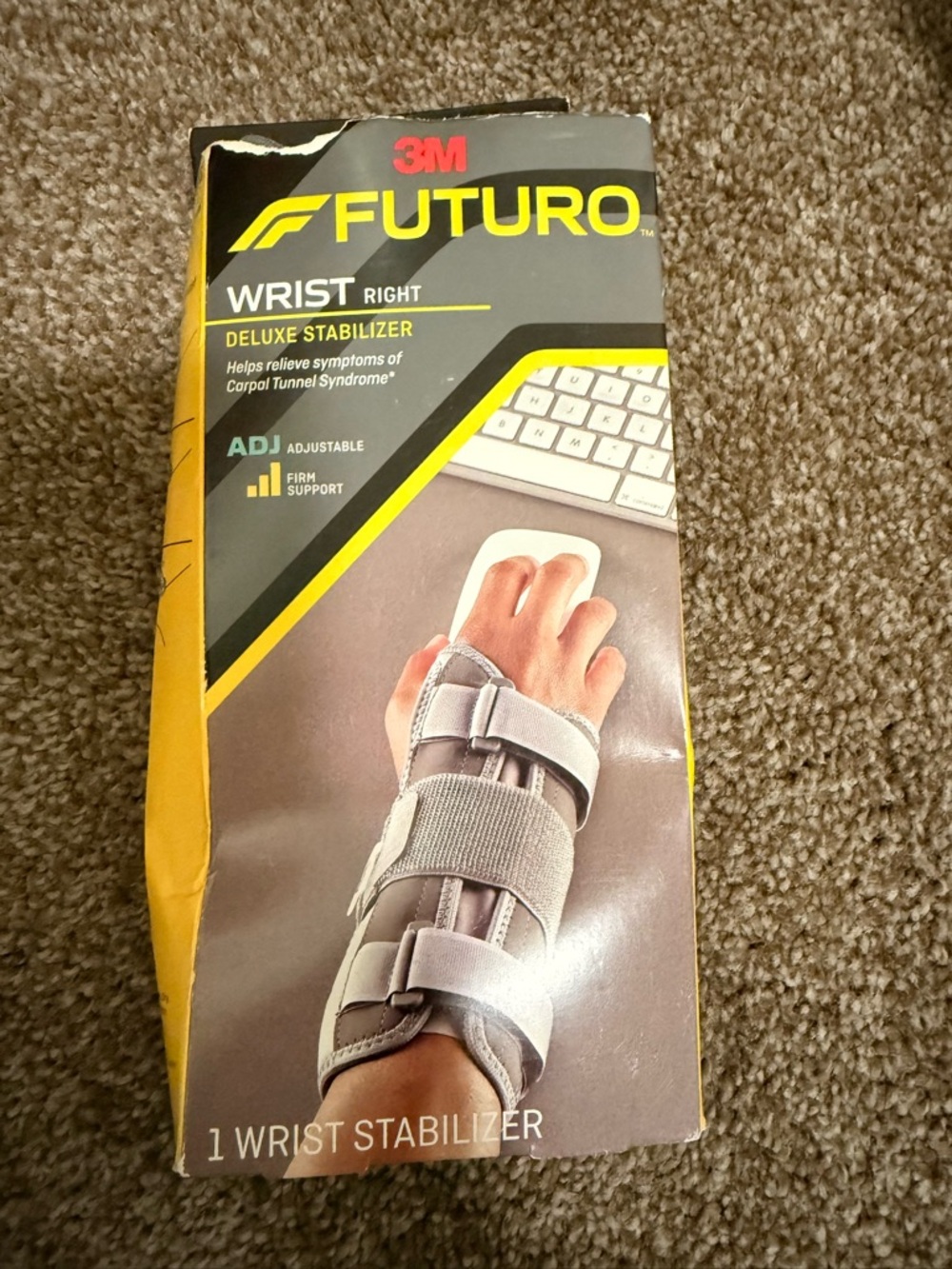 3M FUTURO Wrist Right Deluxe Stabilizer - Gray